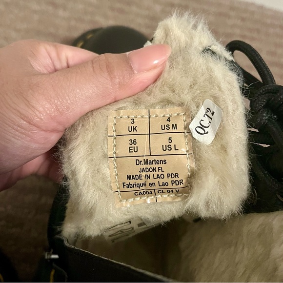 Dr Martens Jadon Faux Fur Lined Boots - Picture 9 of 10